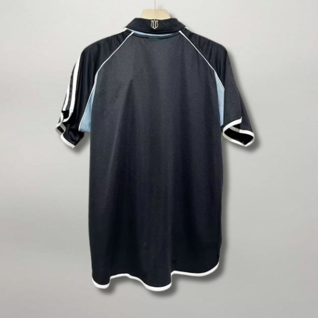 Newcastle 2000/01 Trasferta
