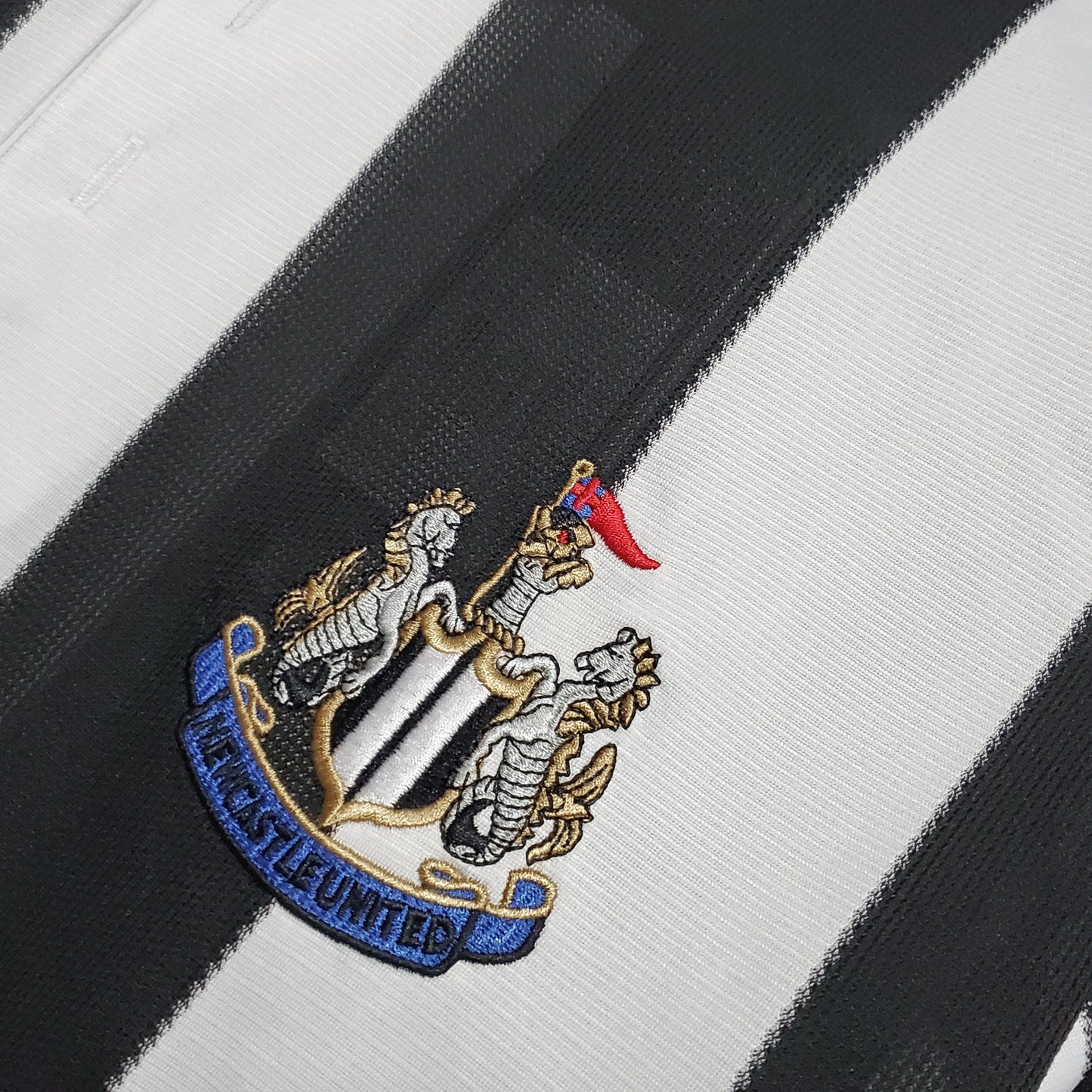 Newcastle 1995/96 Casa