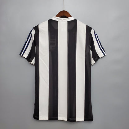Newcastle 1995/96 Casa