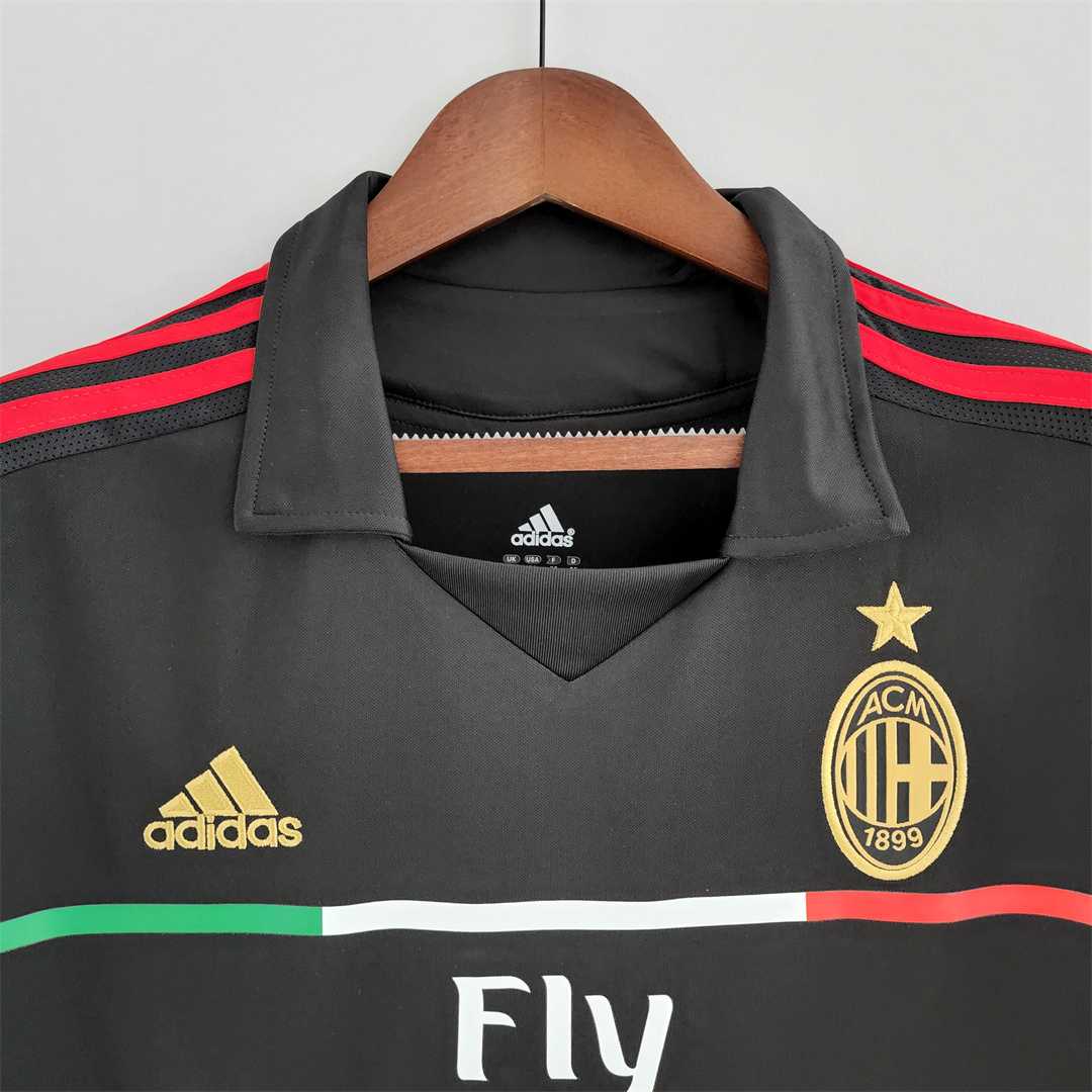 Milan 2011/12 Terza