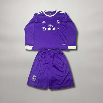 Real Madrid 2016/17 Terza - Kit